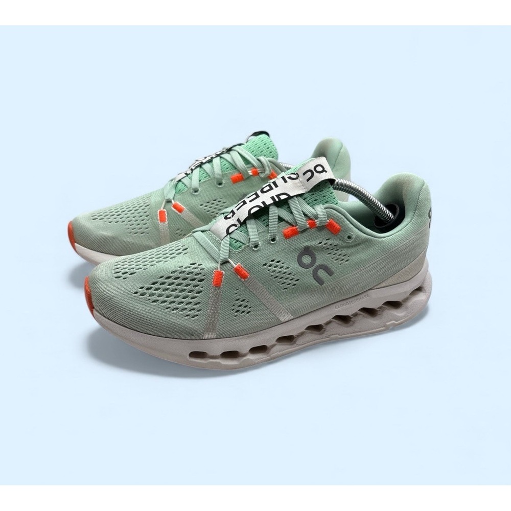 ON CLOUDSURFER‎ 2 CREEK WOMAN SZ 8 ROAD RACE RUNNING SHOES - Picture 4 of 7